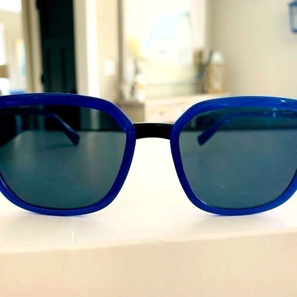 DOLCE & Gabbana Sunglasses - Picture 7 of 14